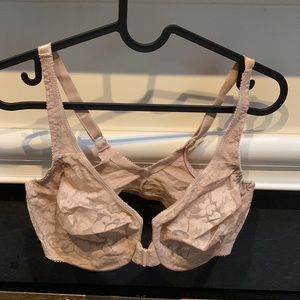 *New* Victoria Secret Lace “Emma” Bra 38DD/38E